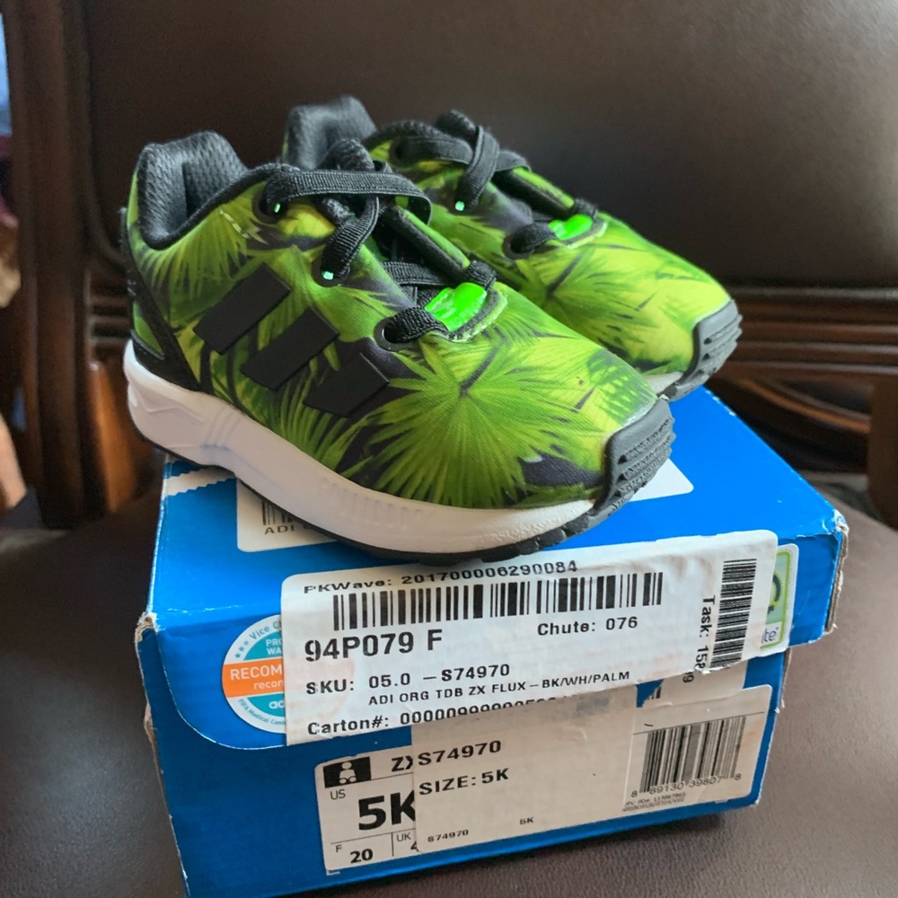 Toddler boy adidas size 5